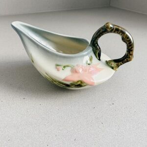1950 Vintage Hull Woodland Art Rare Embossed Floral Glossy Creamer W27